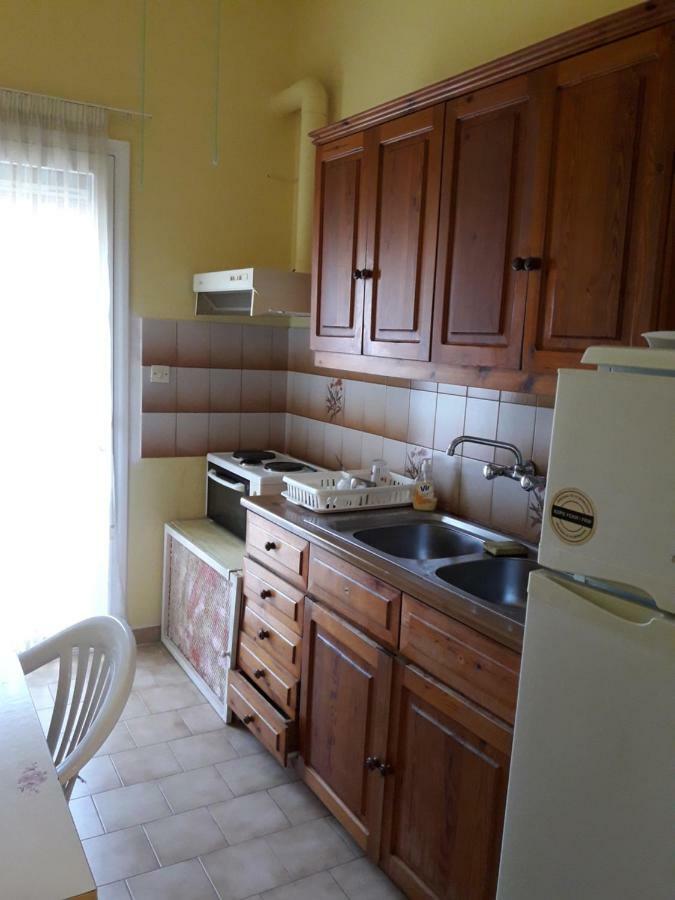 אמרינתוס Apt 30M From Beach מראה חיצוני תמונה